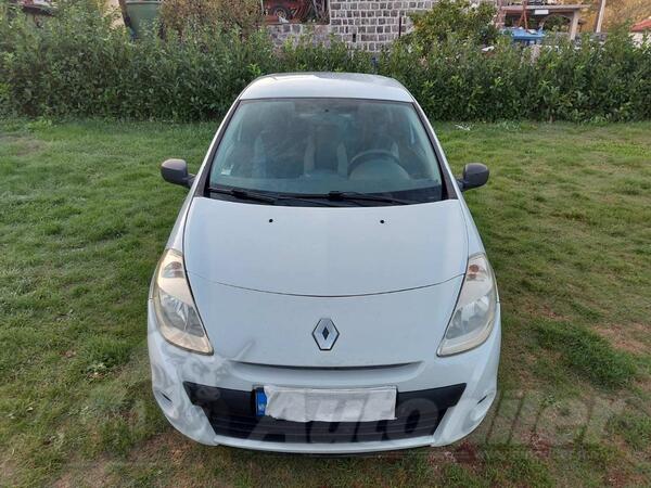 Renault - Clio - 1.5 dci