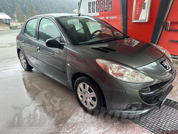 Peugeot - 206 plus - 1.4 HDI. 2010god