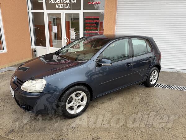 Volkswagen - Golf 5 - 1.9 TDI