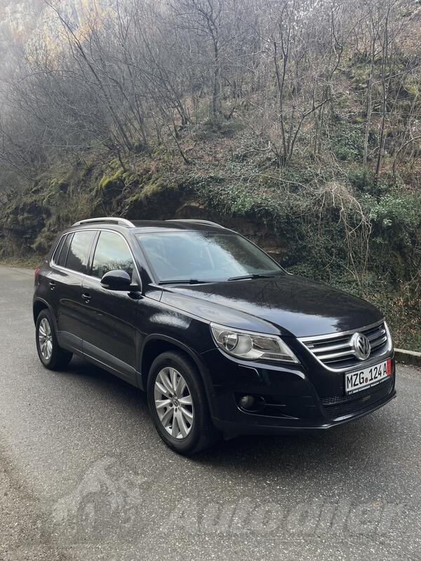 Volkswagen - Tiguan - 2.0 TDI TEAM