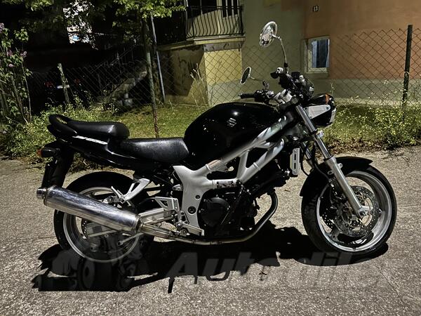 Suzuki - SV650