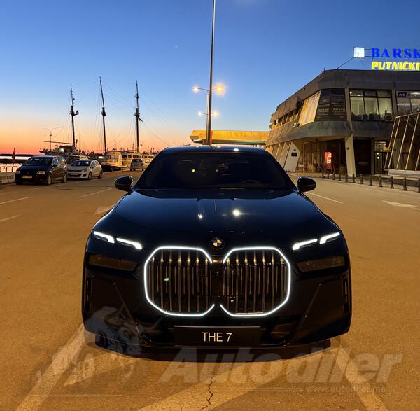 BMW - 740 - M XDrive