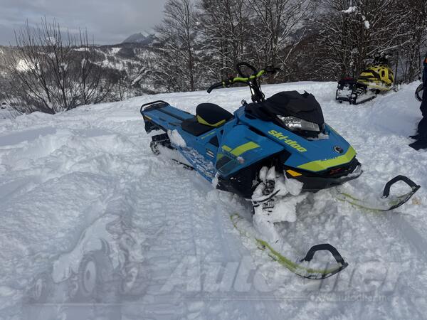 Ski-Doo