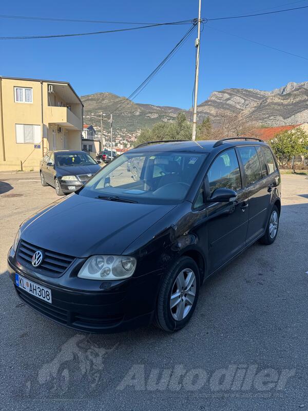 Volkswagen - Touran - 2.0 TDI
