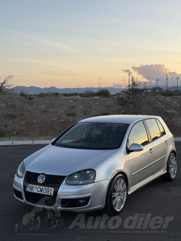 Volkswagen - Golf 5 - 1.9 tdi