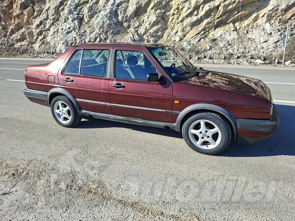 Volkswagen - Jetta - 1.6TD