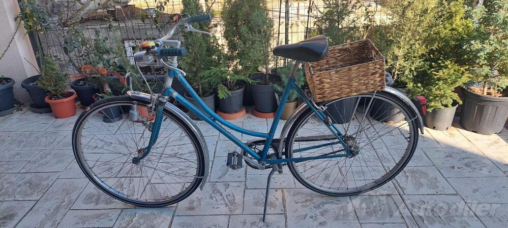 Ostalo - Cosmos ( B.SCHILD & Co. - Bienne - Suisse)