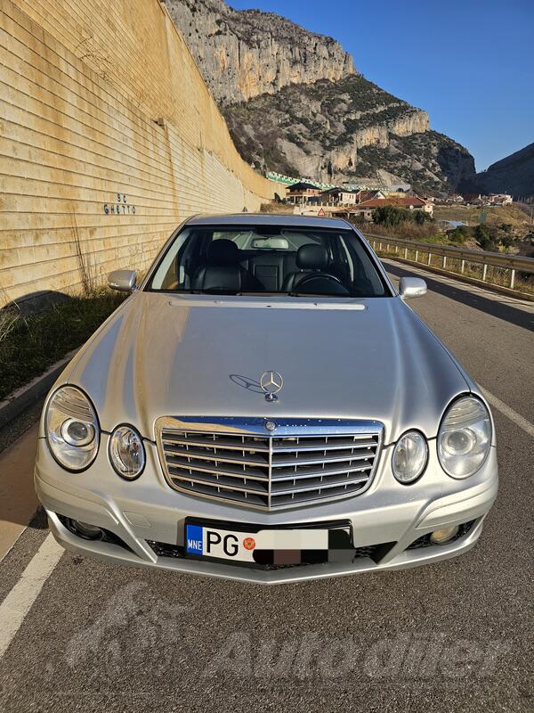 Mercedes Benz - E 220 - cdi