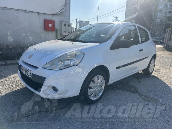 Renault - Clio - 1.5 dci
