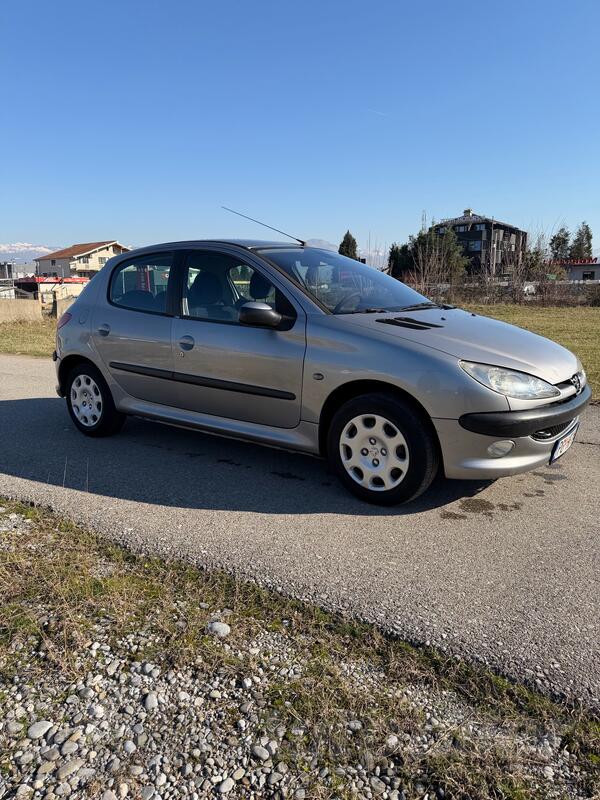 Peugeot - 206 - 1.4hdi