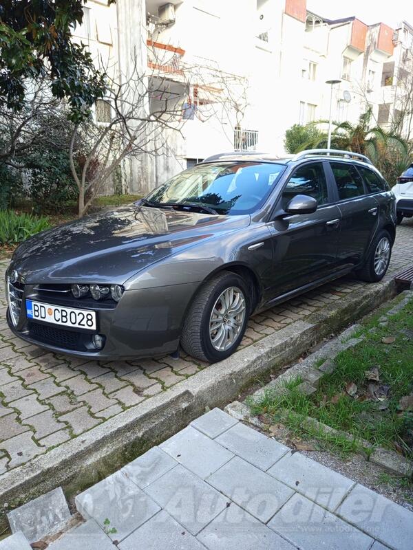 Alfa Romeo - 159 - 2.0 JTD-m