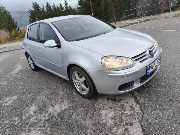 Volkswagen - Golf 5 - 1.9 TDI