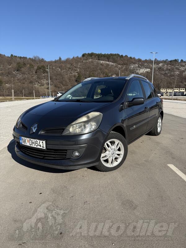 Renault - Clio - 1.5 DCI