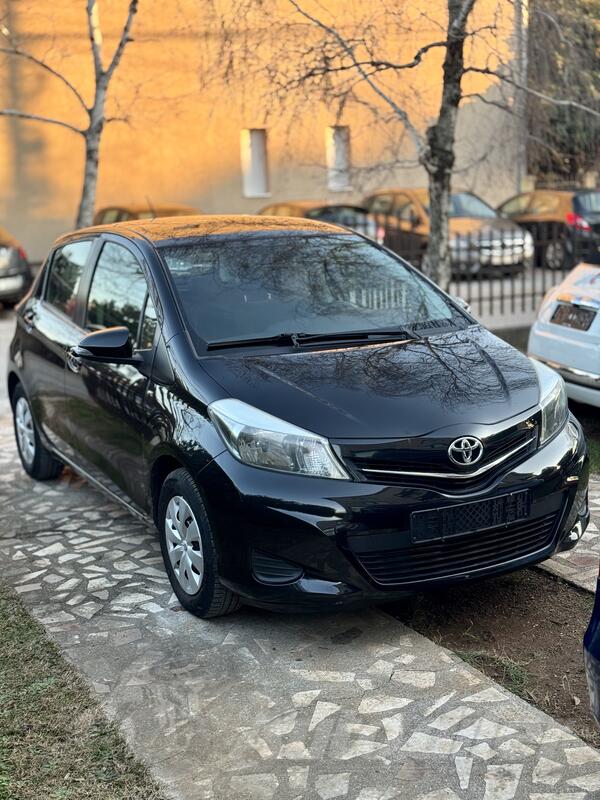Toyota - Yaris - VVt-i