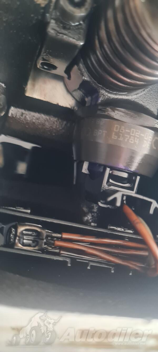 Püskürtme memeleri za Automobile - Volkswagen - Passat    - 2006