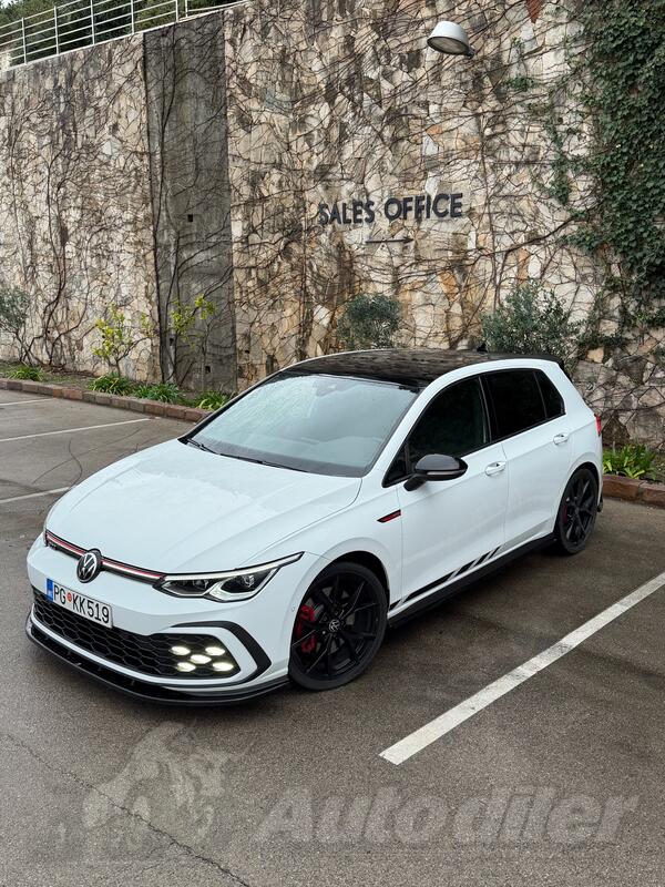 Volkswagen - Golf 8 - GTI
