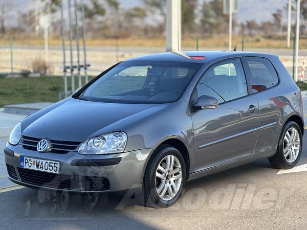 Volkswagen - Golf 5 - 1.9