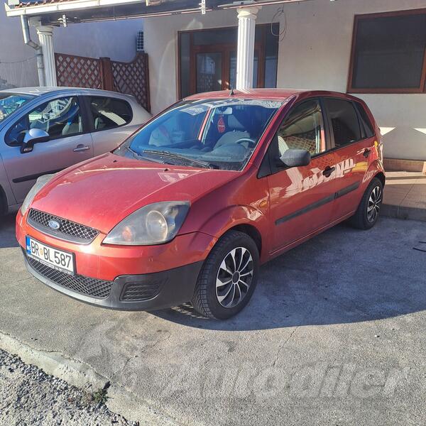 Ford - Fiesta - automatik