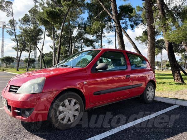 Renault - Clio - 1.2