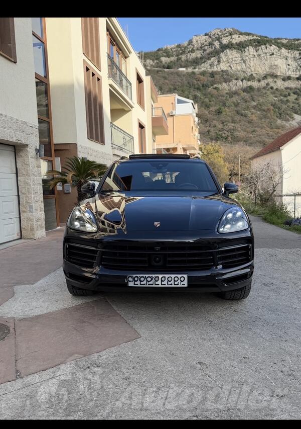 Porsche - Cayenne - S