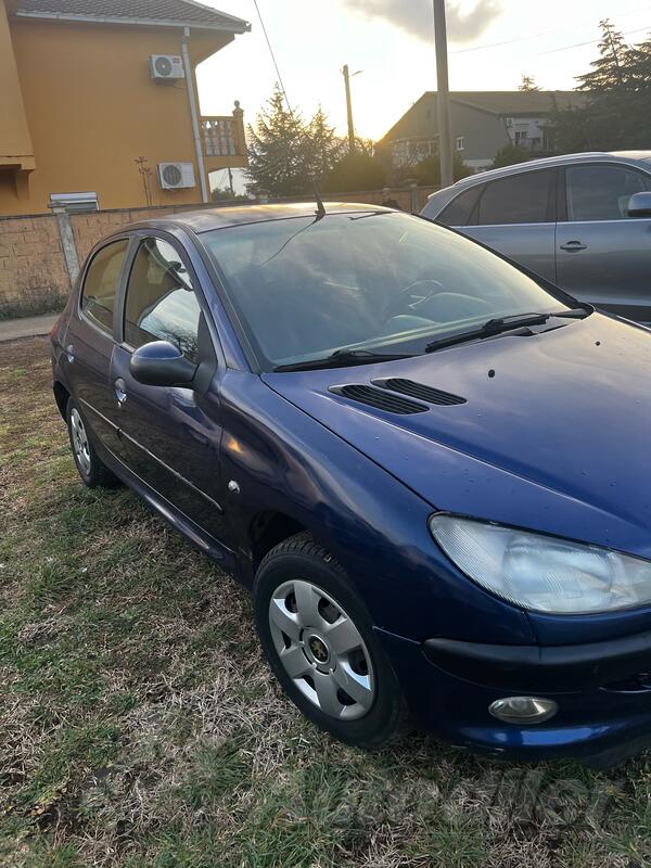 Peugeot - 206 - 1.1