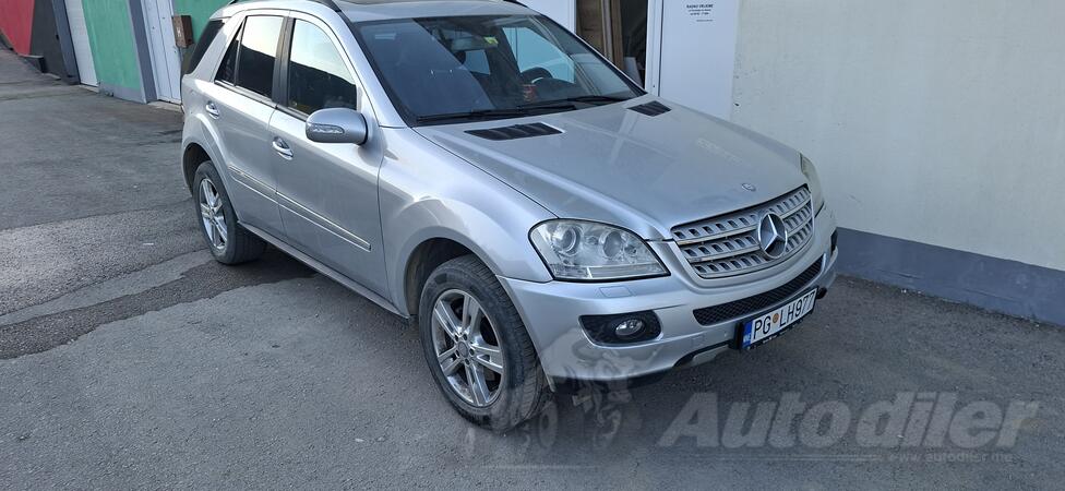 Mercedes Benz - ML 320 - 3.0
