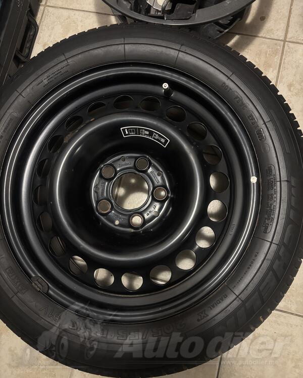 Fabričke felne i Michelin gume