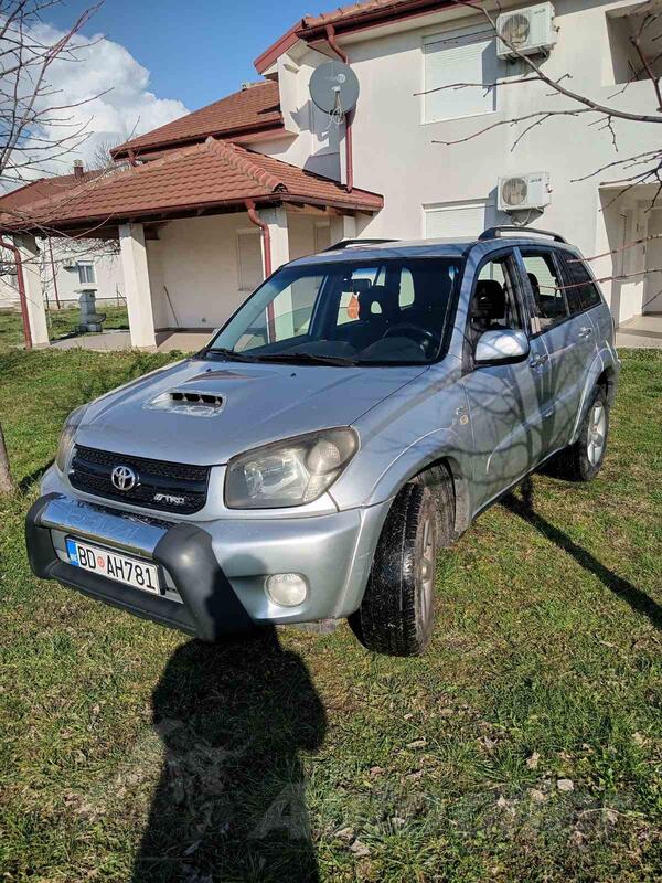 Toyota - RAV 4 - 2.0