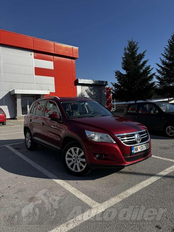 Volkswagen - Tiguan - 2.0 TDI