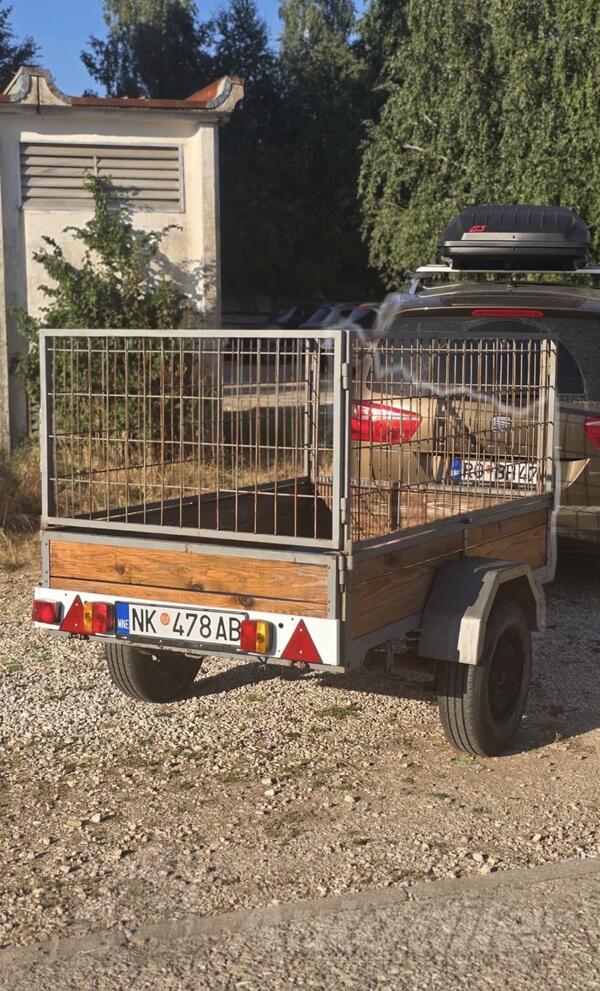 Rucna izrada - Laka prikolica