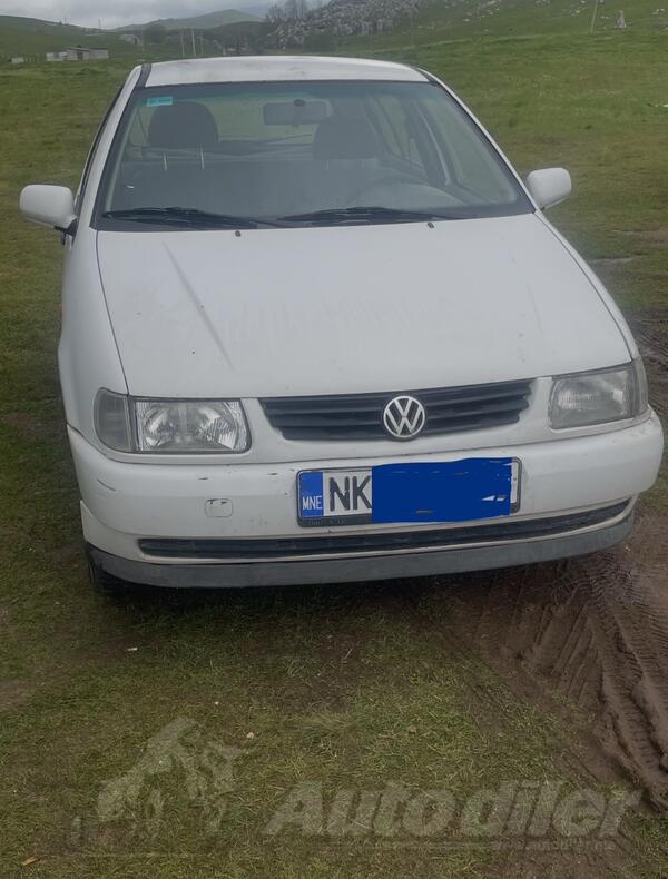 Volkswagen - Polo - 1.0