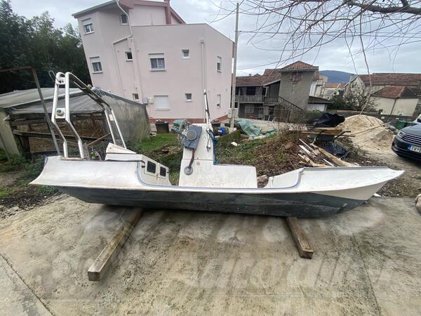 Whiteshark - Shark 500