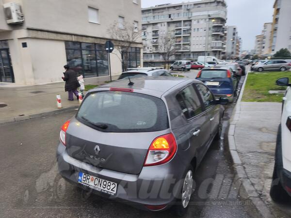 Renault - Clio - 1.d dci