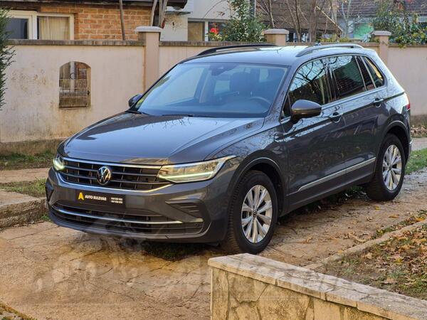 Volkswagen - Tiguan - 2.0 TDI
