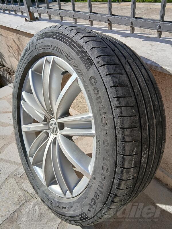 Fabričke rims and Continental tires