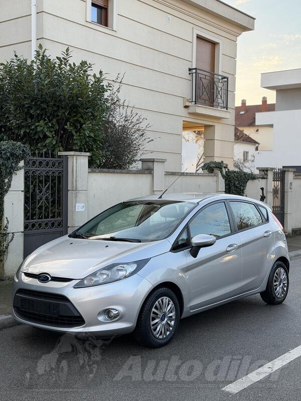 Ford - Fiesta - 1.6