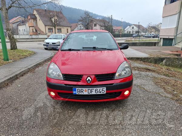 Renault - Clio - 1.2 benzin
