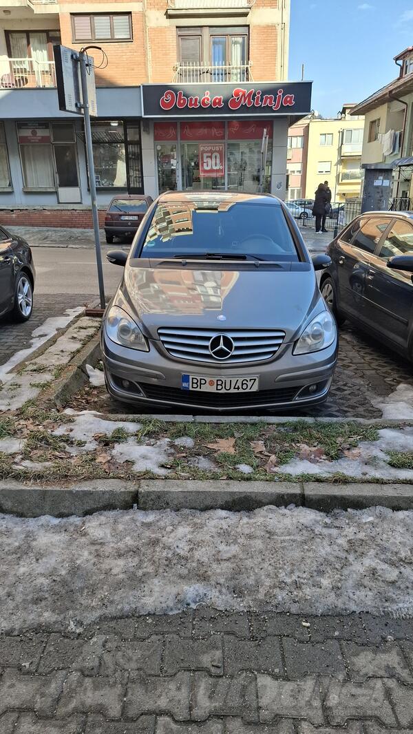 Mercedes Benz - B 180 - 2.0