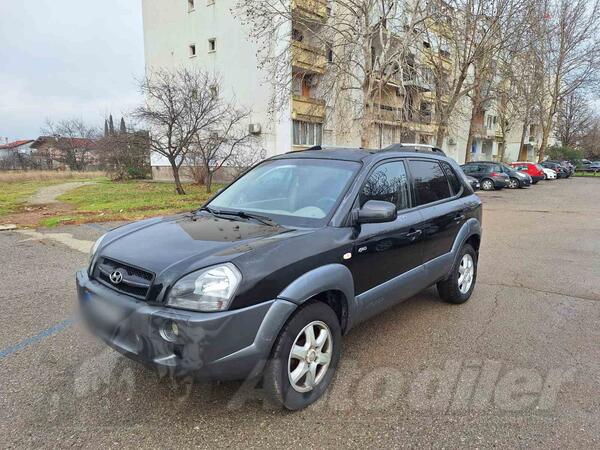 Hyundai - Tucson - 2,0 crdi 83 kv