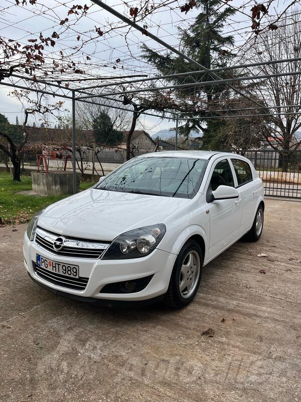 Opel - Astra - 1.6