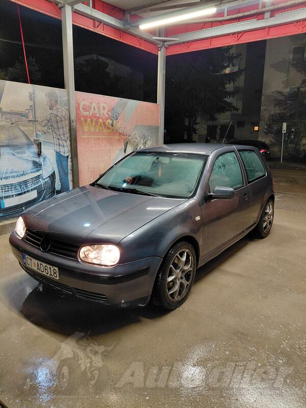 Volkswagen - Golf 4 - 1.9