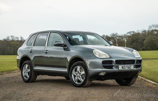 U djelovima Porsche - Cayenne 4.5 V8
