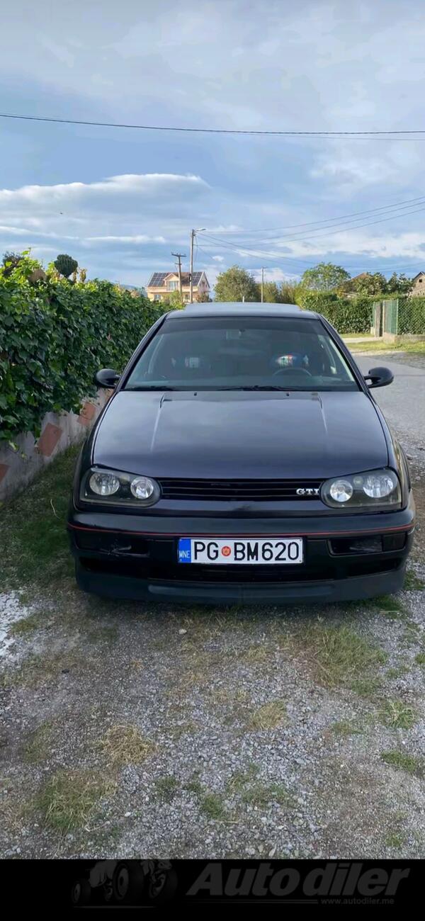 Volkswagen - Golf 3 - 1.6 benz