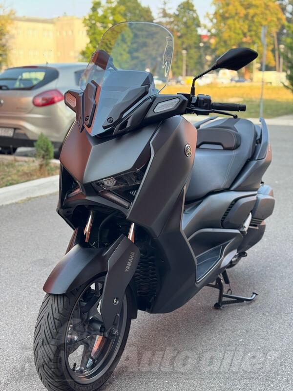Yamaha - xmax 300
