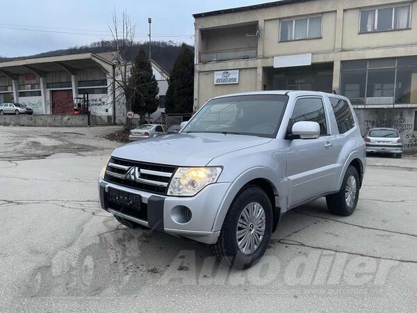 Mitsubishi - Pajero - 3.2 DID