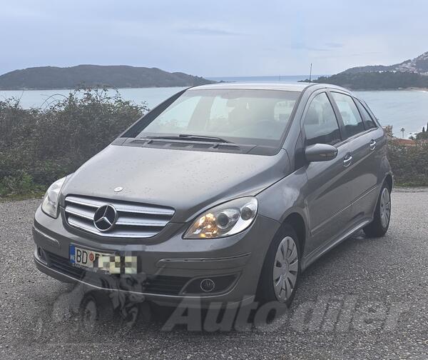 Mercedes Benz - B 200 - 2.0benzin
