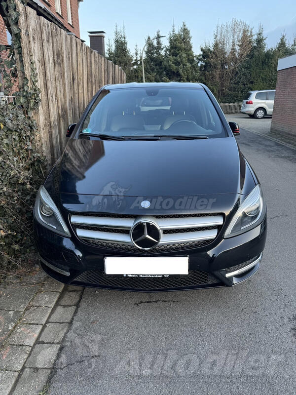 Mercedes Benz - B 220 - CDI