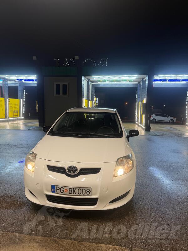 Toyota - Auris - 1,4 VVT