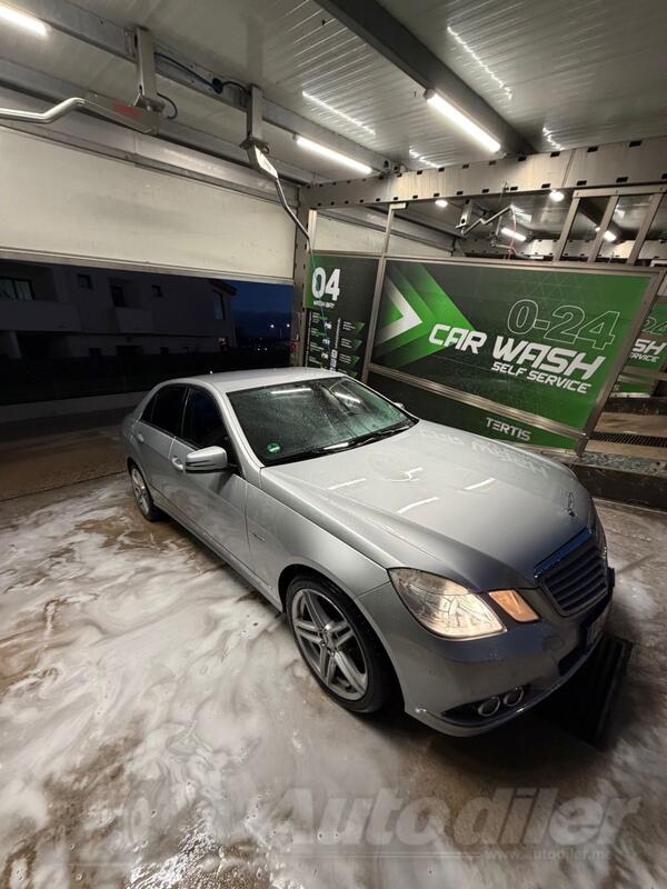 Mercedes Benz - E 220 - 2.2