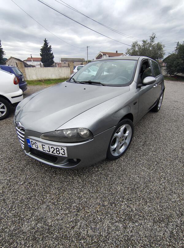 Alfa Romeo - 147 - 1.9 JTDm
